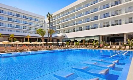Descubre el Paraíso en Hotel Riu Playa Park: Opiniones, Servicios y Más